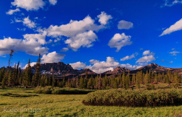 Landscape Photograph Pinnicle Buttes - Togwotee Pass - Absaroka Range