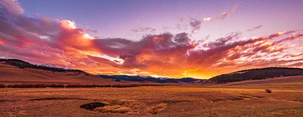 Landscape Photograph Autumn-Light---Spanish-Peaks